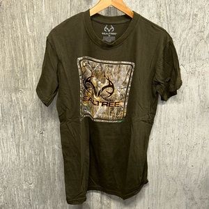 RealTree Army Green And Camouflage T-shirt- Medium